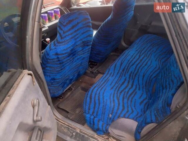 Серый Рено 21, объемом двигателя 1.72 л и пробегом 208 тыс. км за 300 $, фото 9 на Automoto.ua