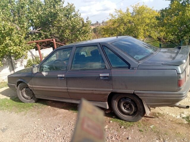 Рено 21 1989 в Кривом Роге на Automoto.ua Серый Рено 21, объемом двигателя 2.2 л и пробегом 302 тыс. км за 720 $, фото 2 на Automoto.ua