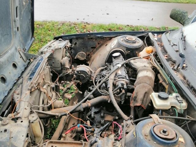 Серый Рено 21, объемом двигателя 1.7 л и пробегом 350 тыс. км за 550 $, фото 4 на Automoto.ua