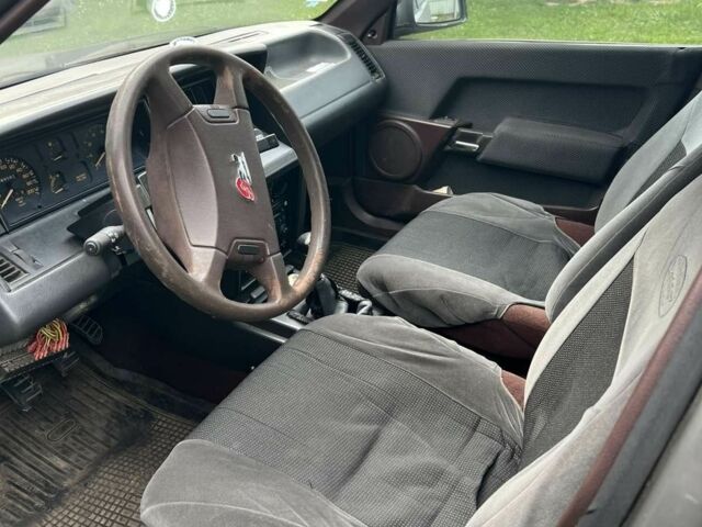 Серый Рено 21, объемом двигателя 0 л и пробегом 200 тыс. км за 1200 $, фото 1 на Automoto.ua