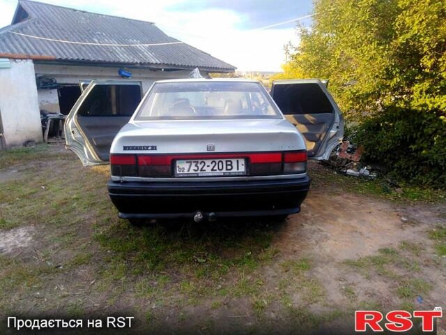 Серый Рено 21, объемом двигателя 1.7 л и пробегом 0 тыс. км за 700 $, фото 1 на Automoto.ua