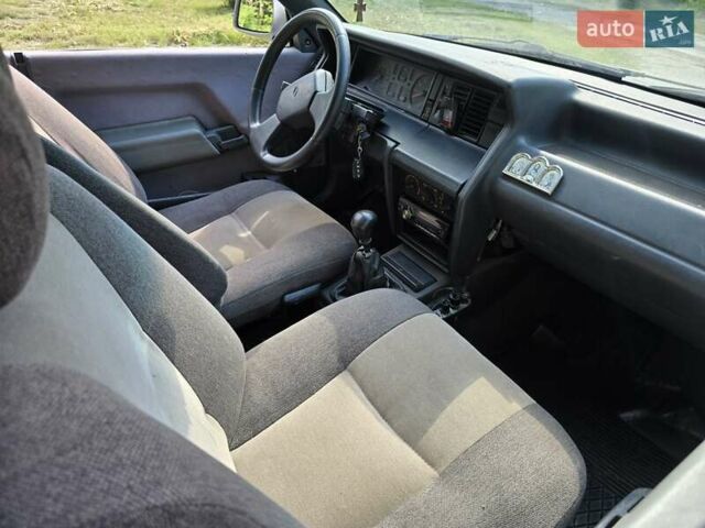 Серый Рено 21, объемом двигателя 1.7 л и пробегом 300 тыс. км за 900 $, фото 11 на Automoto.ua