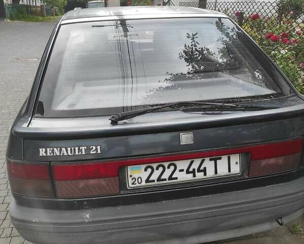 Синий Рено 21, объемом двигателя 1.7 л и пробегом 200 тыс. км за 1300 $, фото 1 на Automoto.ua