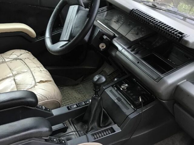 Синий Рено 21, объемом двигателя 2 л и пробегом 250 тыс. км за 300 $, фото 4 на Automoto.ua