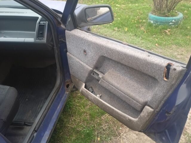 Синій Рено 21, об'ємом двигуна 1.7 л та пробігом 200 тис. км за 550 $, фото 7 на Automoto.ua