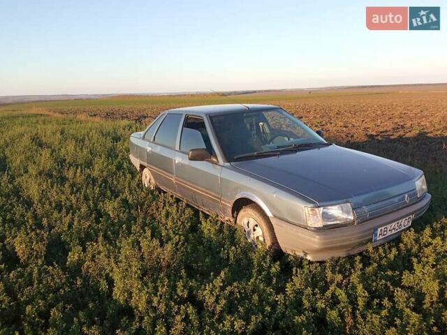 Синий Рено 21, объемом двигателя 1.7 л и пробегом 211 тыс. км за 1300 $, фото 1 на Automoto.ua