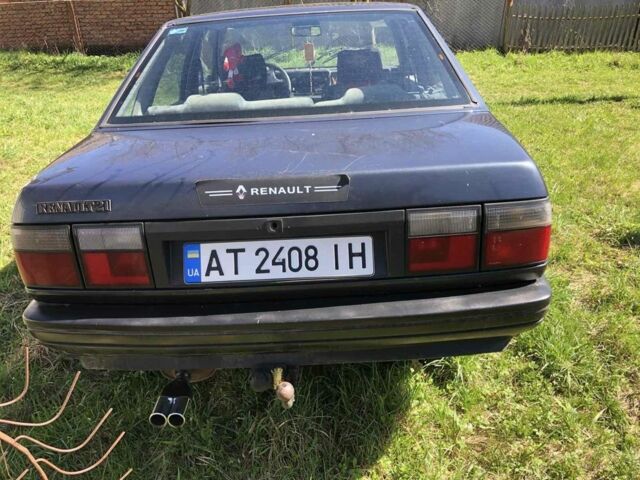 Синий Рено 21, объемом двигателя 1.7 л и пробегом 200 тыс. км за 650 $, фото 3 на Automoto.ua