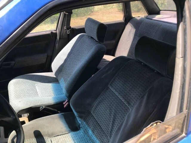 Синій Рено 21, об'ємом двигуна 2 л та пробігом 300 тис. км за 532 $, фото 3 на Automoto.ua