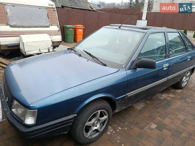 Синий Рено 21, объемом двигателя 1.7 л и пробегом 144 тыс. км за 1450 $, фото 7 на Automoto.ua