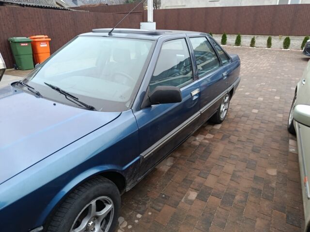Синий Рено 21, объемом двигателя 1.7 л и пробегом 144 тыс. км за 1450 $, фото 1 на Automoto.ua