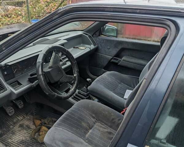 Синій Рено 21, об'ємом двигуна 1.7 л та пробігом 128 тис. км за 259 $, фото 3 на Automoto.ua