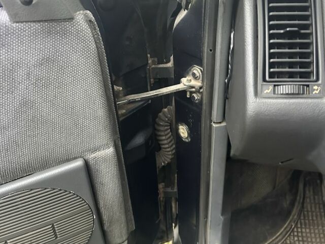 Синий Рено 21, объемом двигателя 1.8 л и пробегом 333 тыс. км за 550 $, фото 8 на Automoto.ua