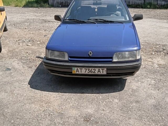 Синий Рено 21, объемом двигателя 1.7 л и пробегом 165 тыс. км за 1200 $, фото 4 на Automoto.ua