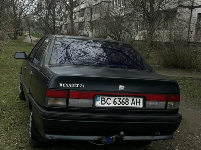 Синий Рено 21, объемом двигателя 1.8 л и пробегом 333 тыс. км за 550 $, фото 6 на Automoto.ua