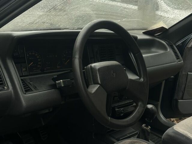 Синий Рено 21, объемом двигателя 1.8 л и пробегом 333 тыс. км за 550 $, фото 11 на Automoto.ua