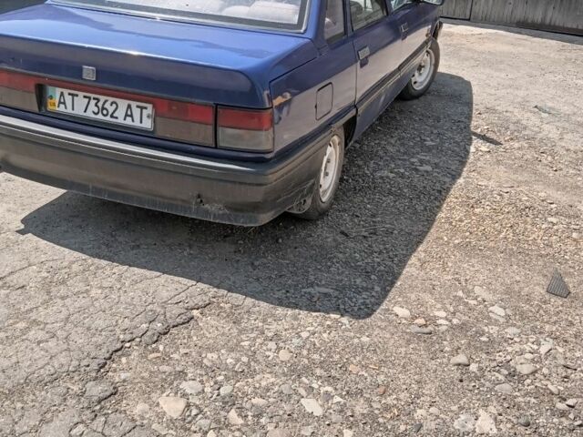 Синий Рено 21, объемом двигателя 1.7 л и пробегом 165 тыс. км за 1200 $, фото 2 на Automoto.ua