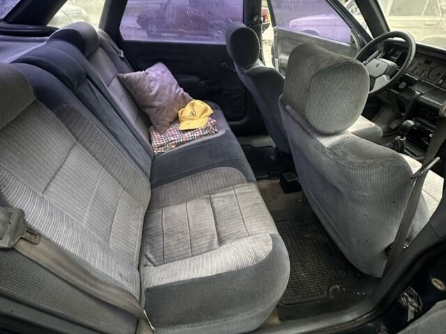 Синий Рено 21, объемом двигателя 1.8 л и пробегом 333 тыс. км за 550 $, фото 17 на Automoto.ua