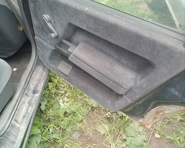 Синий Рено 21, объемом двигателя 1.7 л и пробегом 251 тыс. км за 450 $, фото 3 на Automoto.ua