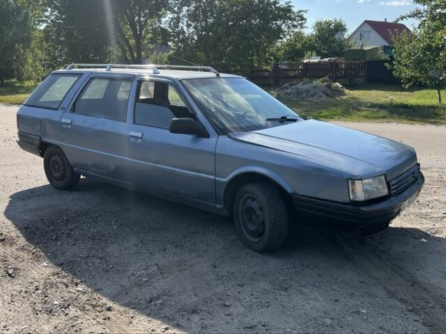 Синий Рено 21, объемом двигателя 2.1 л и пробегом 300 тыс. км за 18999 $, фото 2 на Automoto.ua