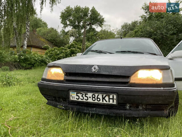 Білий Рено 25, об'ємом двигуна 2.2 л та пробігом 430 тис. км за 750 $, фото 3 на Automoto.ua