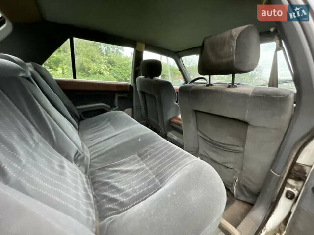 Білий Рено 25, об'ємом двигуна 2.2 л та пробігом 430 тис. км за 750 $, фото 42 на Automoto.ua