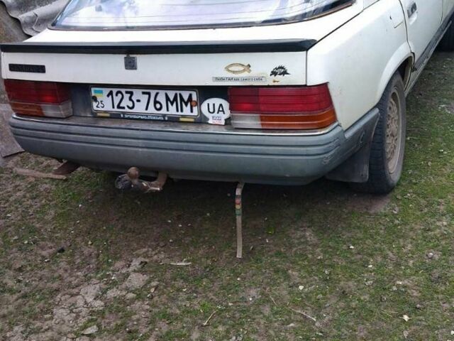 Белый Рено 25, объемом двигателя 2 л и пробегом 180 тыс. км за 663 $, фото 1 на Automoto.ua