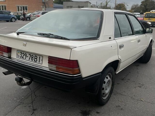Рено 25 1988 у Могилев-Подольском на Automoto.ua Білий Рено 25, об'ємом двигуна 0 л та пробігом 297 тис. км за 2350 $, фото 1 на Automoto.ua
