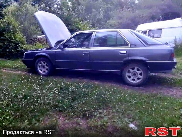 Рено 25 1986 у Славянске на Automoto.ua Чорний Рено 25, об'ємом двигуна 2 л та пробігом 200 тис. км за 600 $, фото 1 на Automoto.ua
