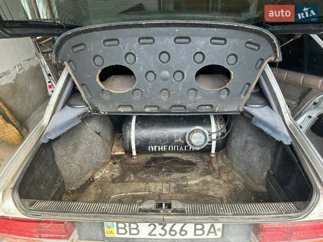 Рено 25 1986 в Ровно на Automoto.ua Рено 25, объемом двигателя 2 л и пробегом 699 тыс. км за 1050 $, фото 4 на Automoto.ua