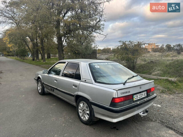 Рено 25 1985 у Одесі на Automoto.ua Сірий Рено 25, об'ємом двигуна 2 л та пробігом 300 тис. км за 1500 $, фото 4 на Automoto.ua