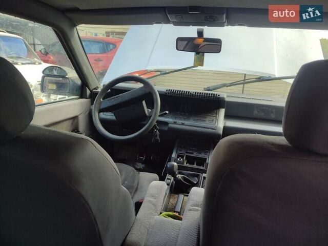 Серый Рено 25, объемом двигателя 2 л и пробегом 378 тыс. км за 841 $, фото 2 на Automoto.ua