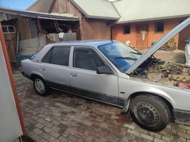 Рено 25 1987 у Івано-Франківську на Automoto.ua Сірий Рено 25, об'ємом двигуна 2 л та пробігом 378 тис. км за 841 $, фото 2 на Automoto.ua