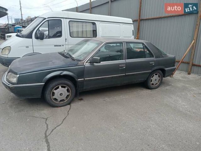 Рено 25 1990 у Києві на Automoto.ua Сірий Рено 25, об'ємом двигуна 2.8 л та пробігом 260 тис. км за 800 $, фото 2 на Automoto.ua