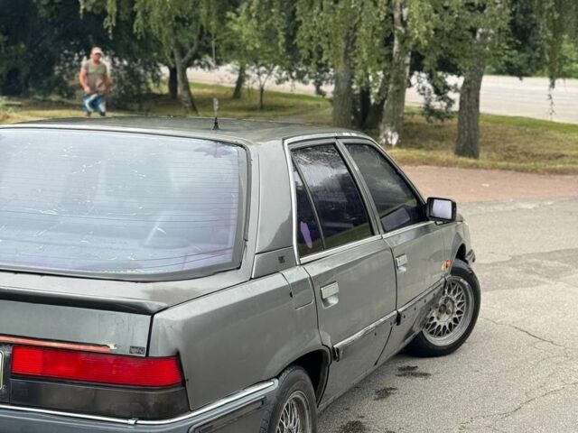 Серый Рено 25, объемом двигателя 2.2 л и пробегом 250 тыс. км за 649 $, фото 1 на Automoto.ua