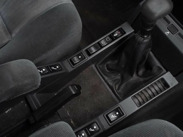 Сірий Рено 25, об'ємом двигуна 2 л та пробігом 400 тис. км за 710 $, фото 5 на Automoto.ua