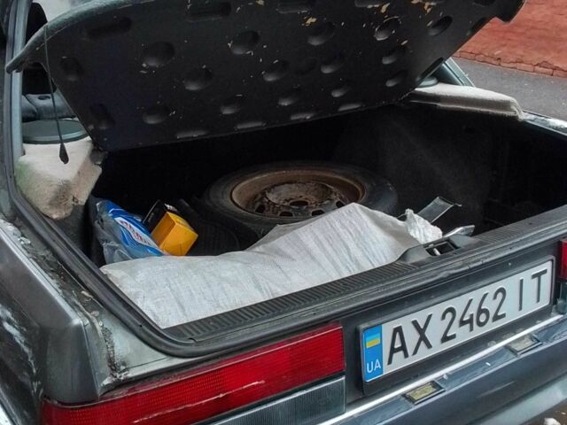 Сірий Рено 25, об'ємом двигуна 2 л та пробігом 400 тис. км за 710 $, фото 4 на Automoto.ua