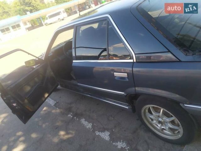 Синий Рено 25, объемом двигателя 2.2 л и пробегом 600 тыс. км за 532 $, фото 3 на Automoto.ua