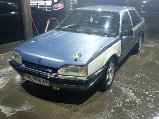Синий Рено 25, объемом двигателя 2 л и пробегом 200 тыс. км за 500 $, фото 1 на Automoto.ua