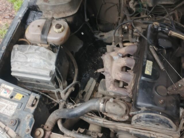 Синій Рено 25, об'ємом двигуна 2 л та пробігом 125 тис. км за 473 $, фото 4 на Automoto.ua