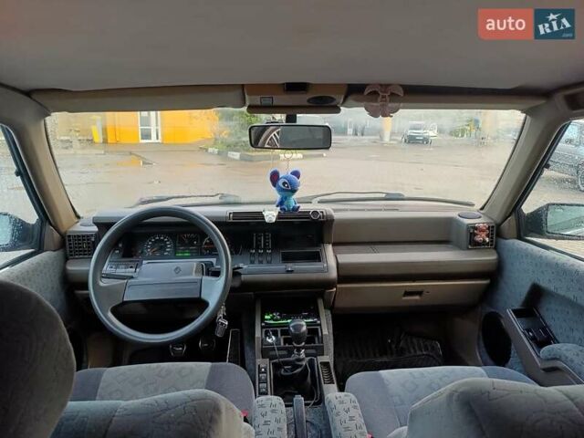 Зеленый Рено 25, объемом двигателя 2 л и пробегом 335 тыс. км за 1400 $, фото 13 на Automoto.ua