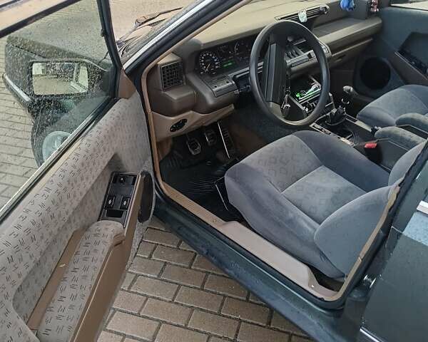 Зеленый Рено 25, объемом двигателя 2 л и пробегом 335 тыс. км за 1400 $, фото 6 на Automoto.ua