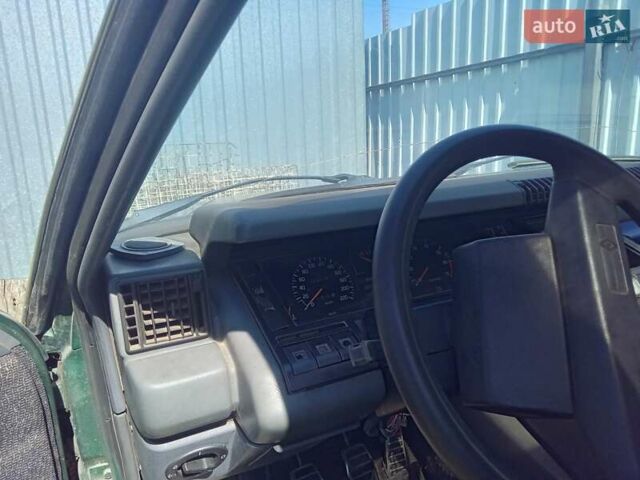 Зеленый Рено 25, объемом двигателя 2 л и пробегом 300 тыс. км за 900 $, фото 4 на Automoto.ua