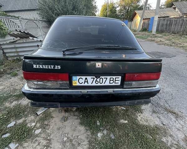 Зеленый Рено 25, объемом двигателя 2.2 л и пробегом 320 тыс. км за 700 $, фото 4 на Automoto.ua