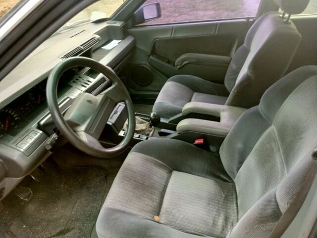 Зеленый Рено 25, объемом двигателя 2.2 л и пробегом 300 тыс. км за 1000 $, фото 7 на Automoto.ua