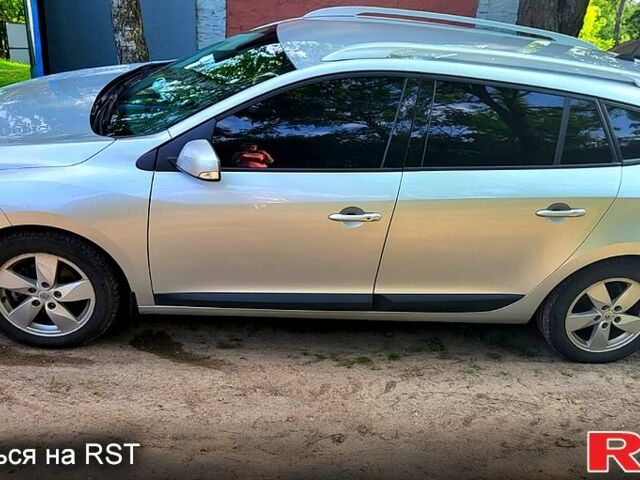 Сірий Рено 3, об'ємом двигуна 1.5 л та пробігом 25300 тис. км за 6500 $, фото 2 на Automoto.ua