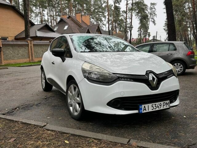 Белый Рено 4, объемом двигателя 1.5 л и пробегом 250 тыс. км за 5700 $, фото 12 на Automoto.ua