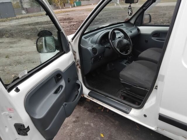 Білий Рено 4, об'ємом двигуна 1.9 л та пробігом 140 тис. км за 900 $, фото 6 на Automoto.ua