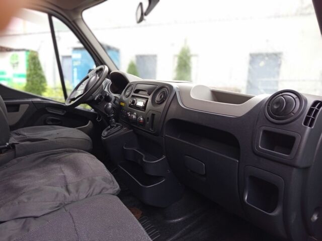 Белый Рено 4, объемом двигателя 2.3 л и пробегом 330 тыс. км за 13300 $, фото 6 на Automoto.ua