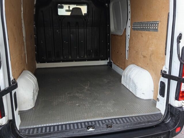 Белый Рено 4, объемом двигателя 2.3 л и пробегом 330 тыс. км за 13300 $, фото 2 на Automoto.ua