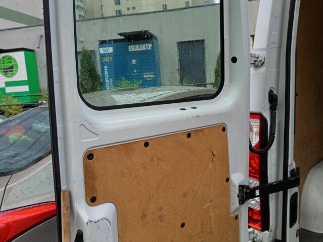 Белый Рено 4, объемом двигателя 2.3 л и пробегом 330 тыс. км за 13300 $, фото 1 на Automoto.ua